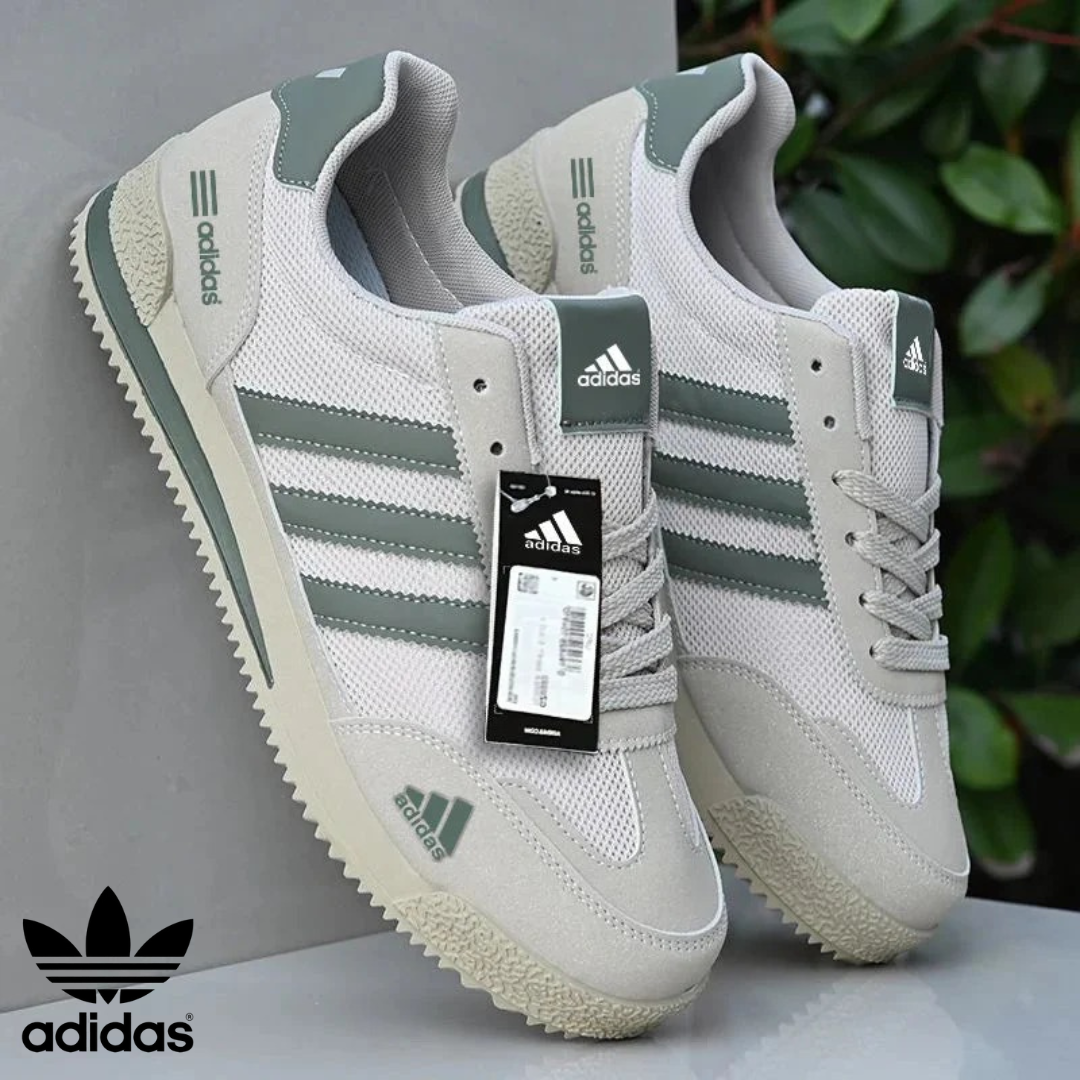 AD® Classic Motion Sneakers